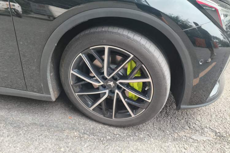 Used ARCFOX Alpha S5 2024 560MAX 185kW Right Front Wheel Hub