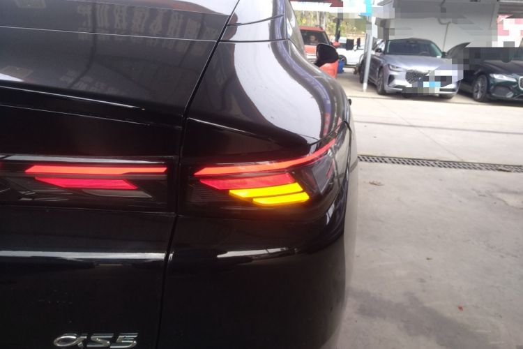 Used ARCFOX Alpha S5 2024 560MAX 185kW Right Rear Taillight