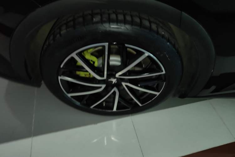 Used ARCFOX Alpha S5 2024 708MAX 200kW Right Rear Wheel Hub