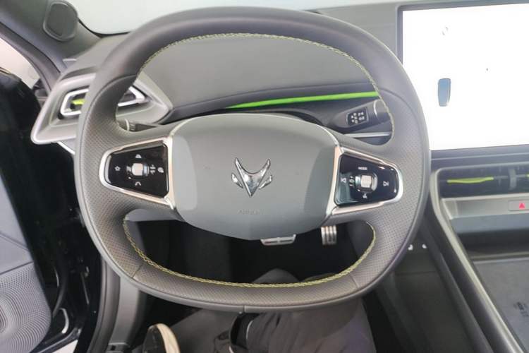 Used ARCFOX Alpha S5 2024 560MAX 185kW Steering Wheel