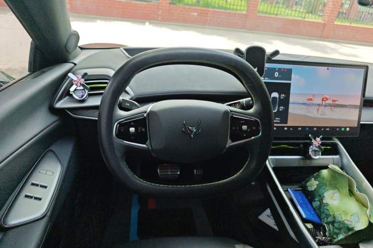 Used ARCFOX Alpha S5 2024 560MAX 185kW Steering Wheel