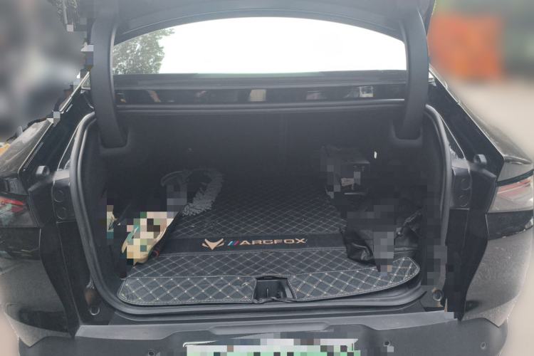 Used ARCFOX Alpha S5 2024 560MAX 185kW Trunk