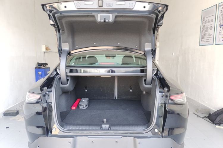 Used ARCFOX Alpha S5 2024 560MAX 185kW Trunk