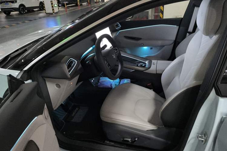 Used ARCFOX Alpha S5 2024 560MAX 185kW Driver Seat