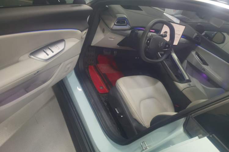 Used ARCFOX Alpha S5 2024 560MAX 185kW Driver Seat