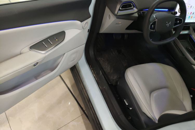 Used ARCFOX Alpha S5 2024 560MAX 185kW Driver Seat