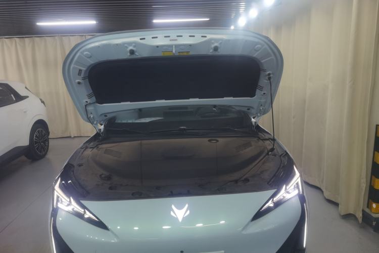 Used ARCFOX Alpha S5 2024 560MAX 185kW Engine Bay