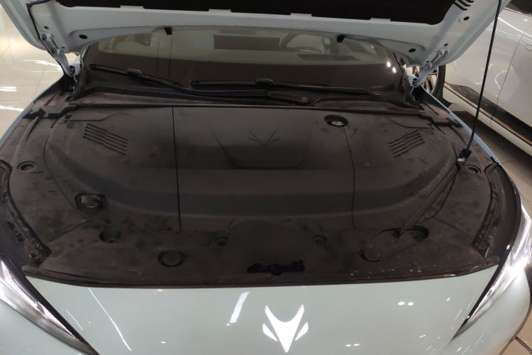 Used ARCFOX Alpha S5 2024 560MAX 185kW Engine Bay
