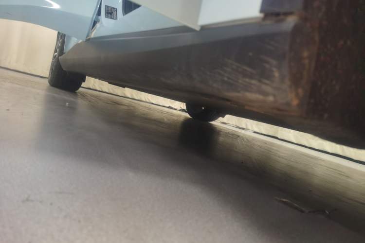 Used ARCFOX Alpha S5 2024 560MAX 185kW Right Side Sill