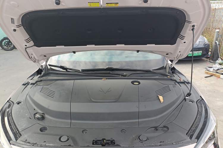 Used ARCFOX Alpha S5 2024 708MAX 200kW Engine Bay