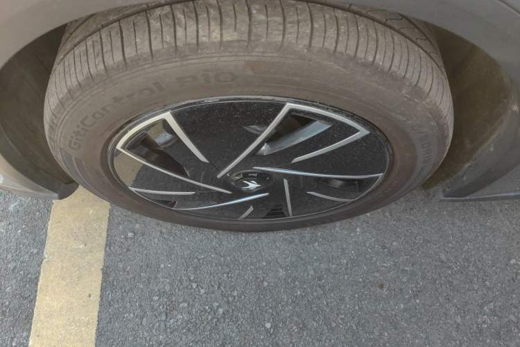 Used ARCFOX Alpha S5 2024 560PRO 185kW Left Front Wheel Hub