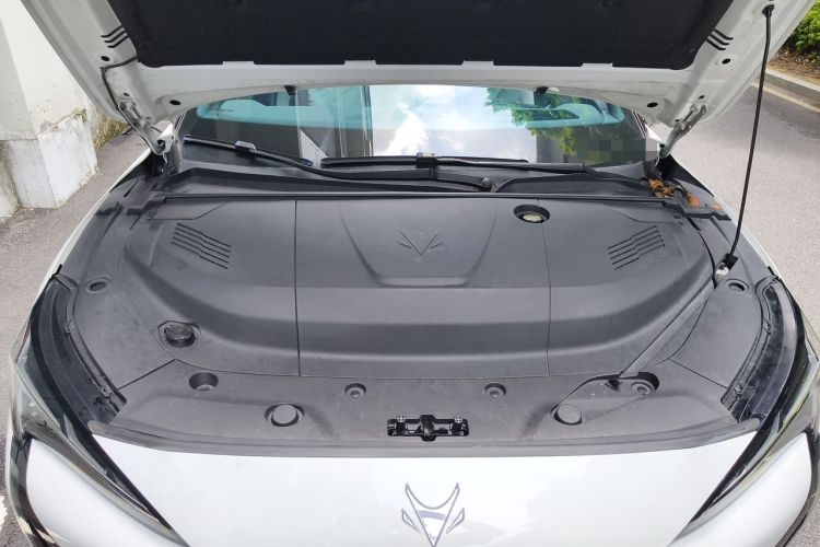 Used ARCFOX Alpha S5 2024 560MAX 185kW Engine Bay