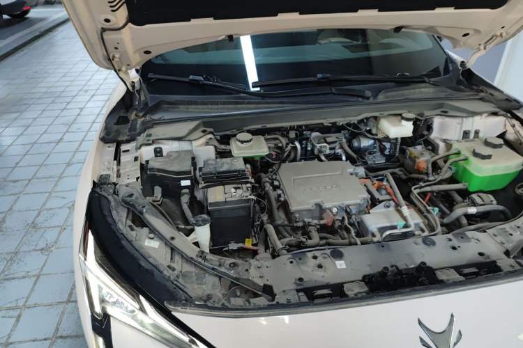 Used ARCFOX Alpha S5 2024 708MAX 200kW Engine Bay Right