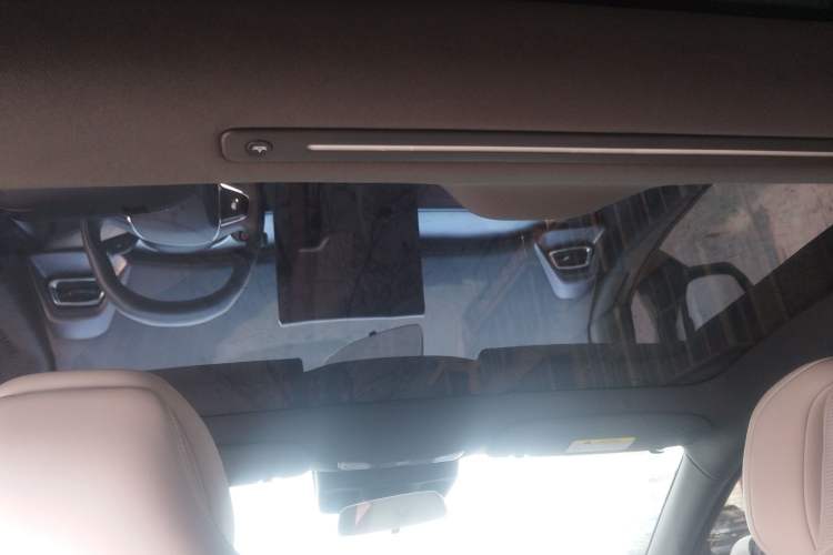 Used ARCFOX Alpha S5 2024 560MAX 185kW Headliner