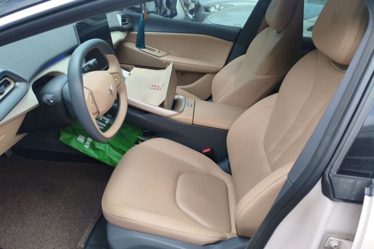 Used ARCFOX Alpha S5 2024 708MAX 200kW Left Front Seat