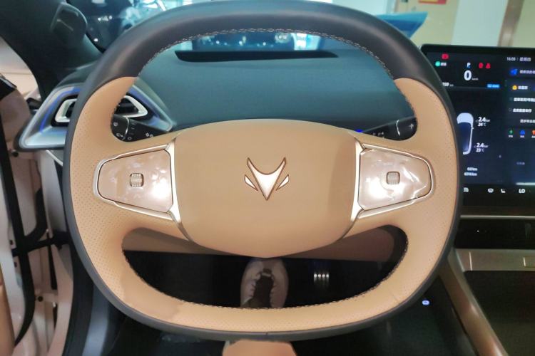 Used ARCFOX Alpha S5 2024 560MAX 185kW Steering Wheel