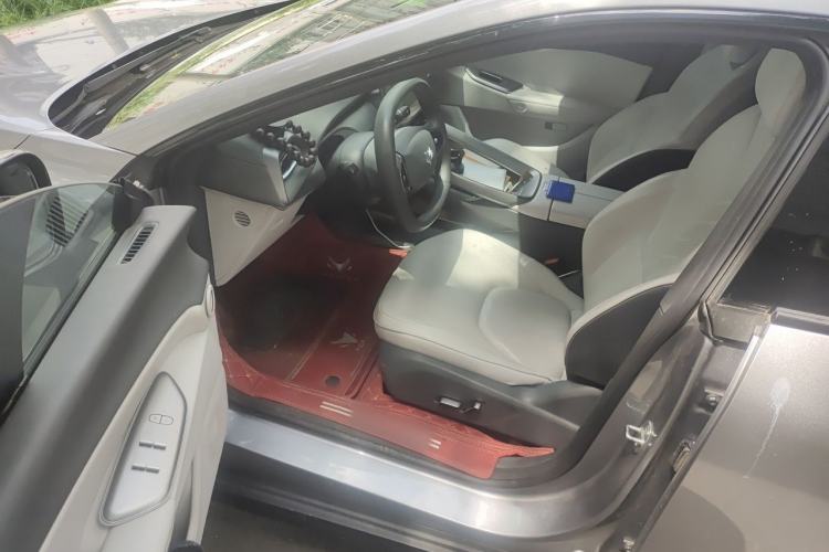 Used ARCFOX Alpha S5 2024 560PRO 185kW Driver Seat