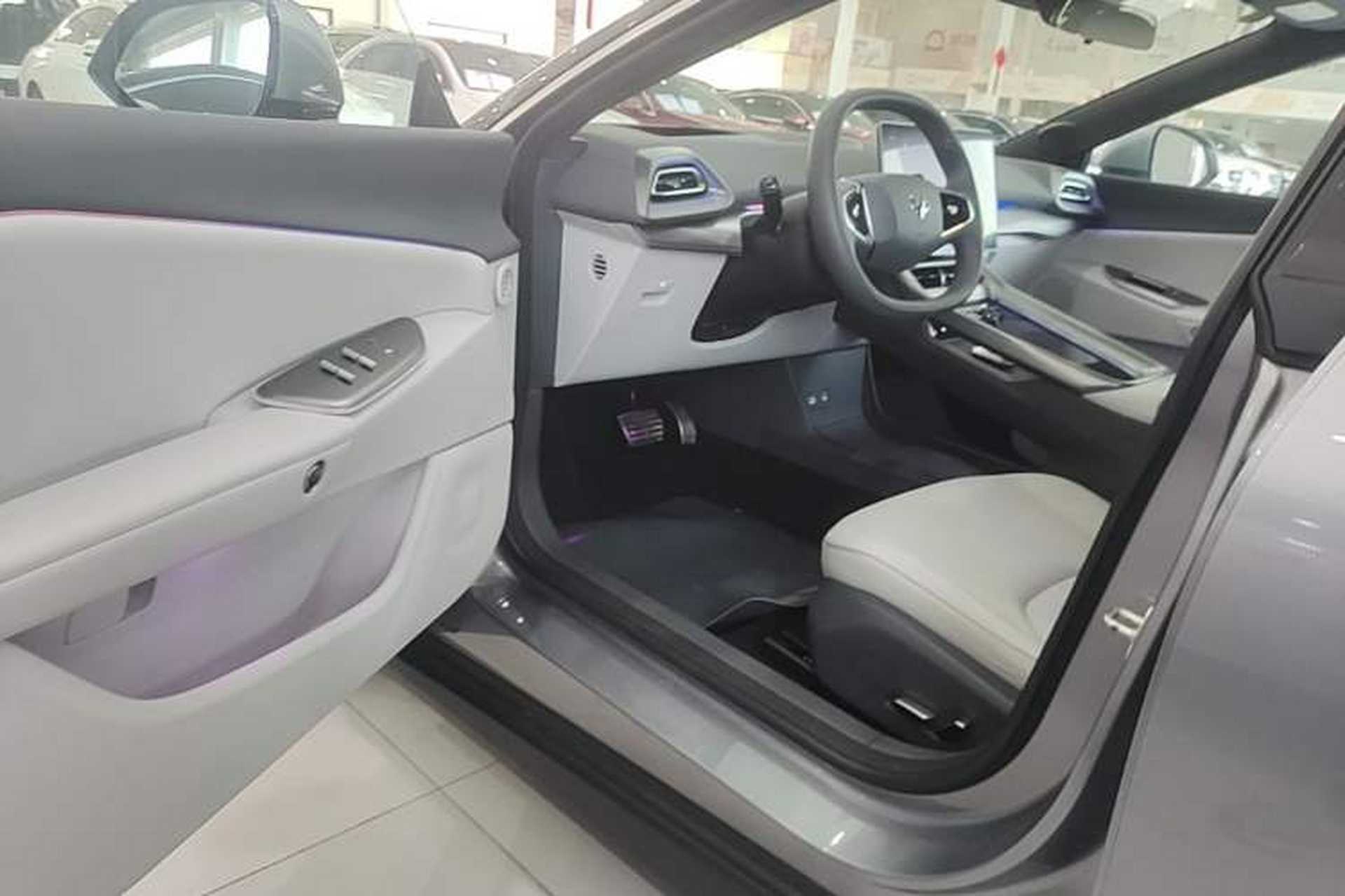 Used ARCFOX Alpha S5 2024 560MAX 185kW Driver Seat