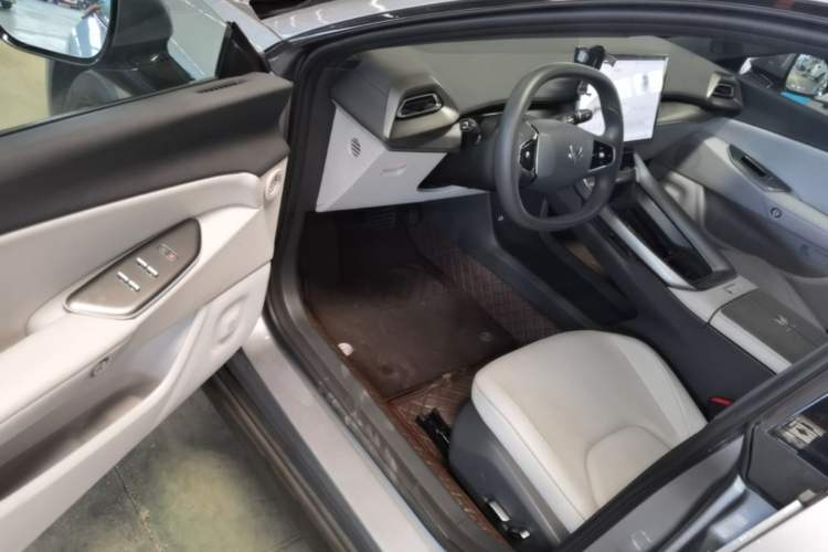 Used ARCFOX Alpha S5 2024 560PRO 185kW Driver Seat