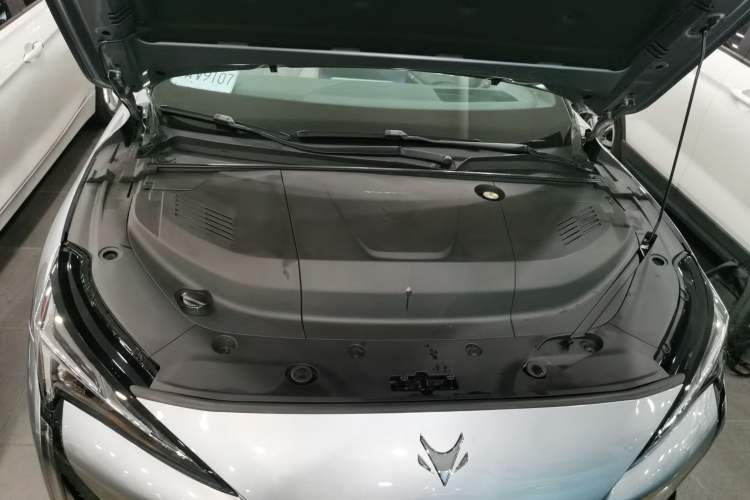 Used ARCFOX Alpha S5 2024 560MAX 185kW Engine Bay