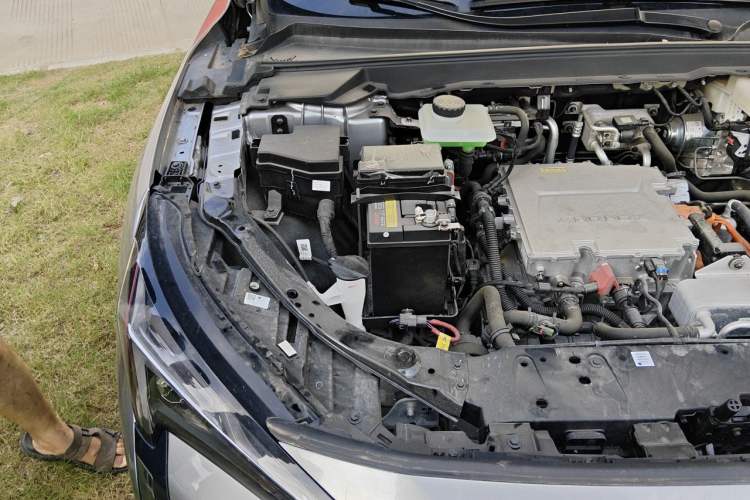 Used ARCFOX Alpha S5 2024 560MAX 185kW Engine Bay Right