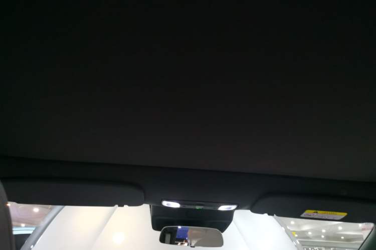 Used ARCFOX Alpha S5 2024 560MAX 185kW Headliner