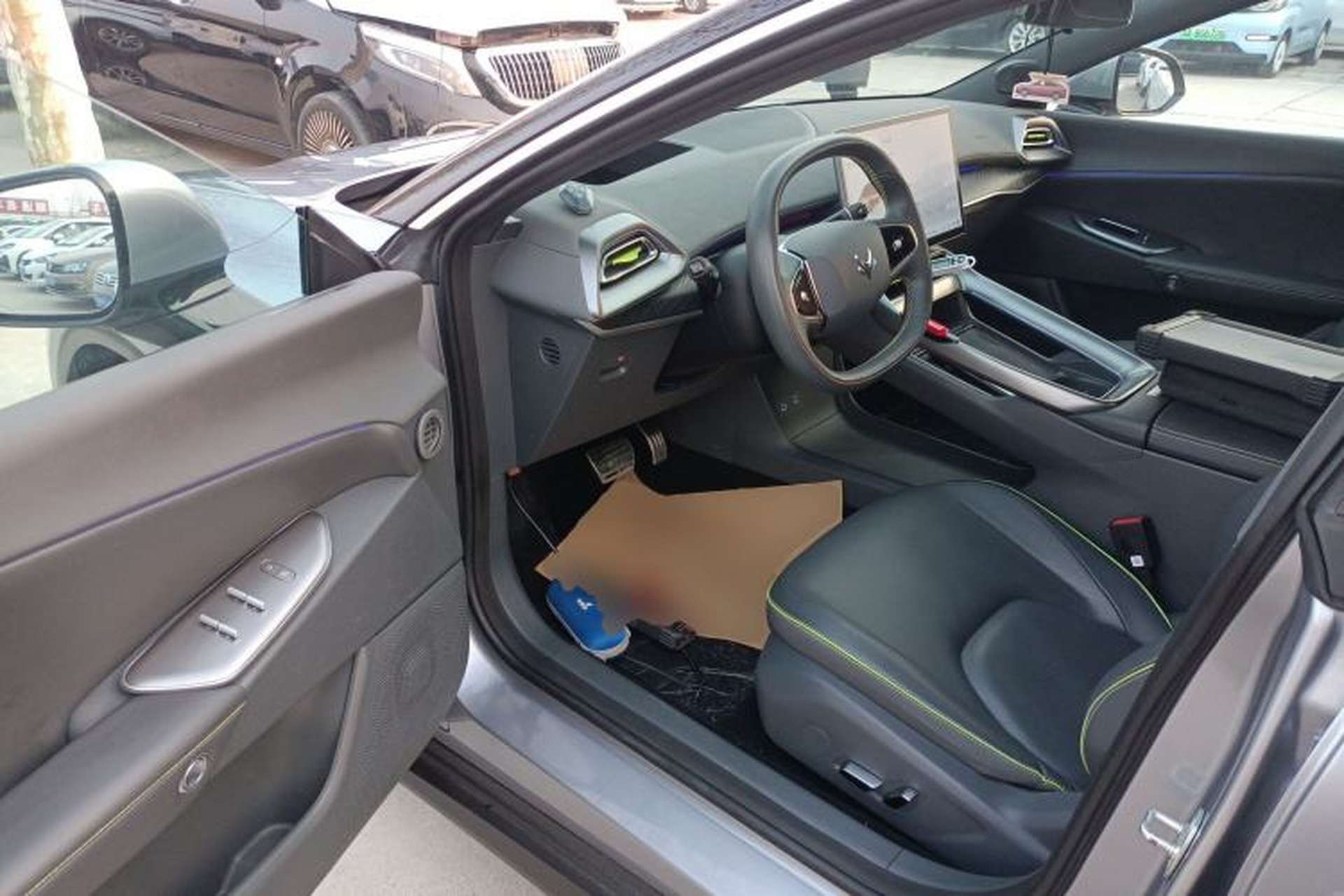 Used ARCFOX Alpha S5 2024 650ULTRA 390kW Interior 3