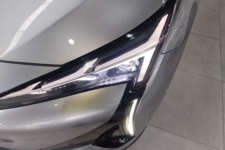 Used ARCFOX Alpha S5 2024 560MAX 185kW Left Front Headlight
