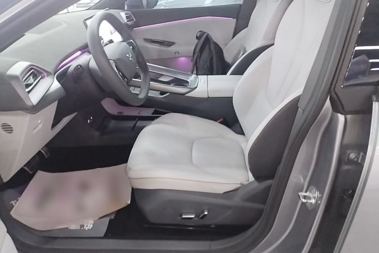 Used ARCFOX Alpha S5 2024 560MAX 185kW Left Front Seat