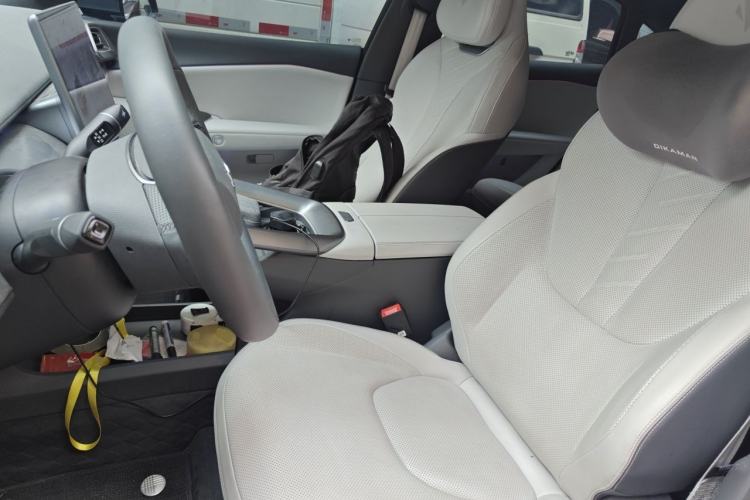 Used ARCFOX Alpha S5 2024 560MAX 185kW Left Front Seat
