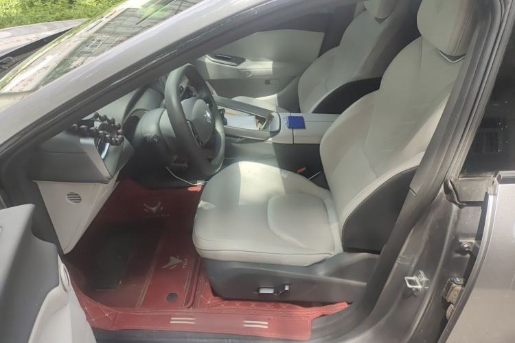 Used ARCFOX Alpha S5 2024 560PRO 185kW Left Front Seat