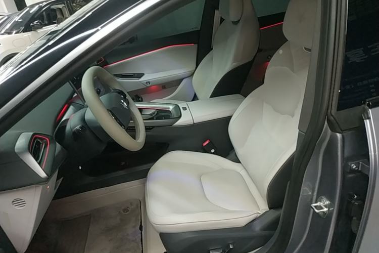 Used ARCFOX Alpha S5 2024 560MAX 185kW Left Front Seat
