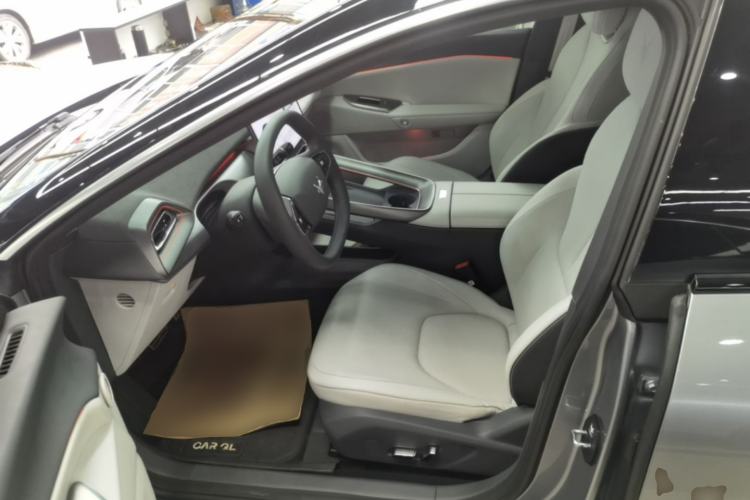 Used ARCFOX Alpha S5 2024 560MAX 185kW Left Front Seat