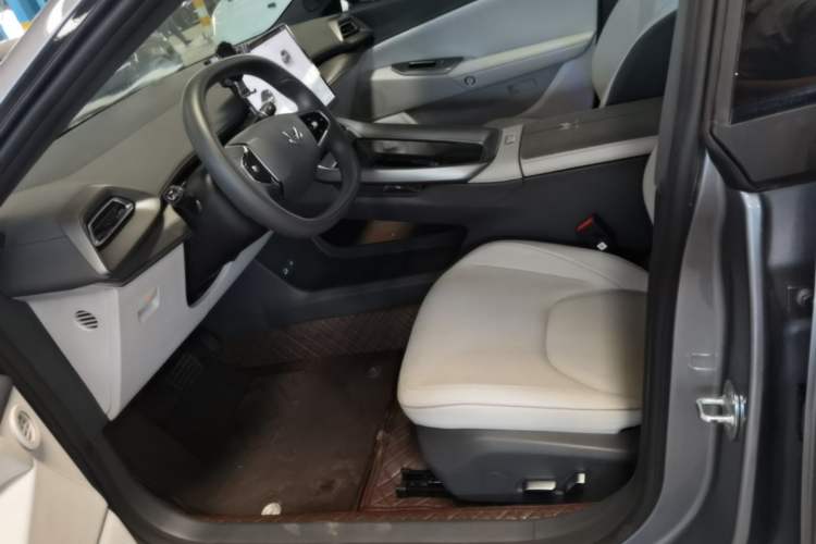 Used ARCFOX Alpha S5 2024 560PRO 185kW Left Front Seat