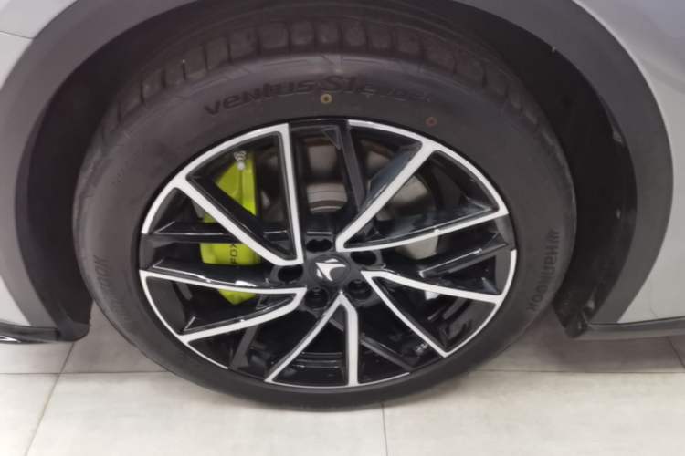 Used ARCFOX Alpha S5 2024 560MAX 185kW Left Front Wheel Hub