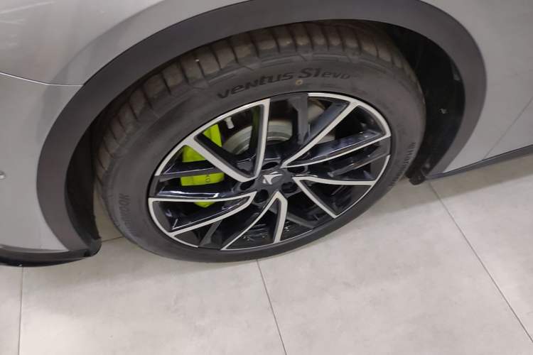 Used ARCFOX Alpha S5 2024 560MAX 185kW Left Front Wheel Hub