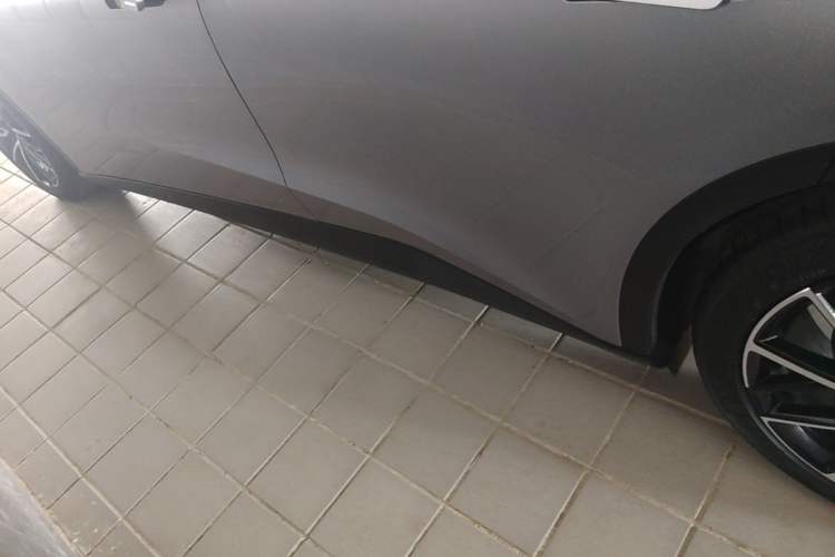 Used ARCFOX Alpha S5 2024 560MAX 185kW Left Side Sill