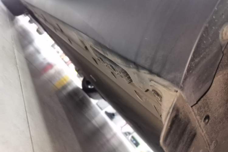 Used ARCFOX Alpha S5 2024 560MAX 185kW Left Side Sill