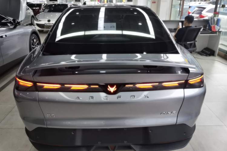 Used ARCFOX Alpha S5 2024 560MAX 185kW Rear