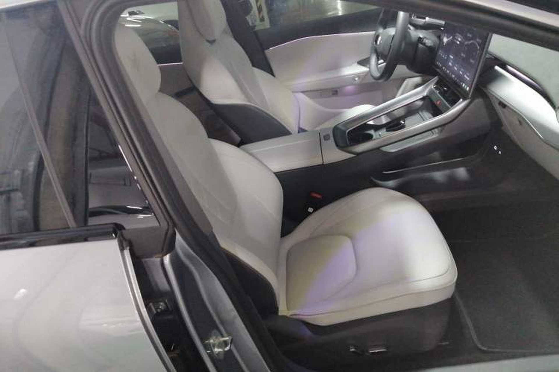 Used ARCFOX Alpha S5 2024 560MAX 185kW Right Front Seat