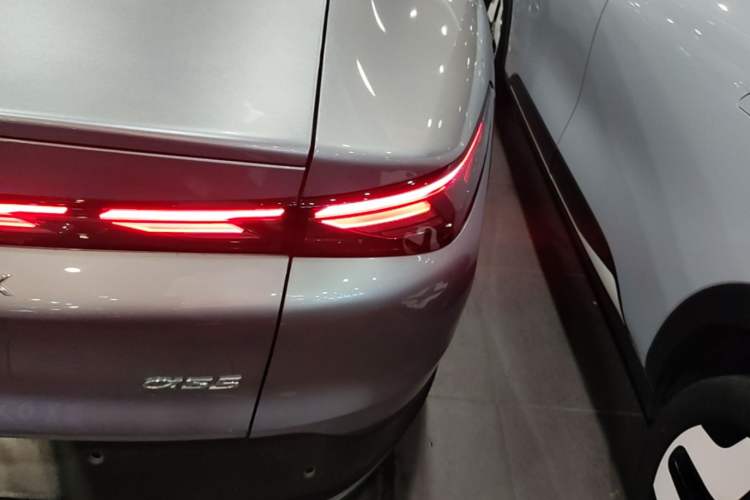 Used ARCFOX Alpha S5 2024 560MAX 185kW Right Rear Taillight
