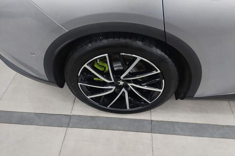 Used ARCFOX Alpha S5 2024 560MAX 185kW Right Rear Wheel Hub