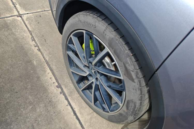 Used ARCFOX Alpha S5 2024 560MAX 185kW Right Rear Wheel Hub