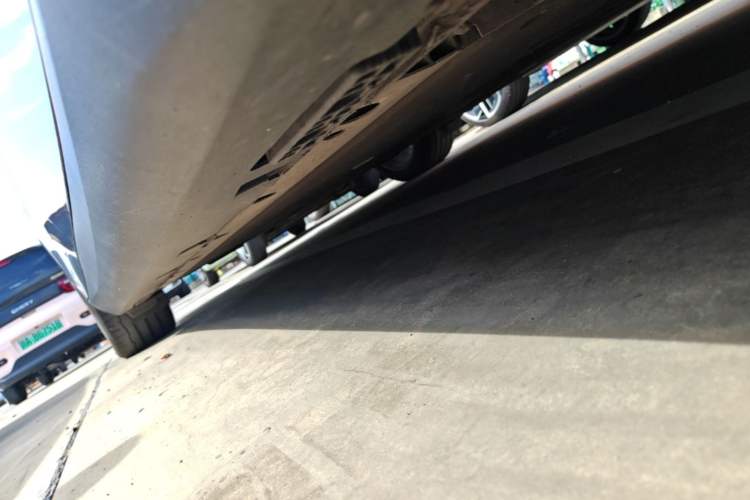 Used ARCFOX Alpha S5 2024 560MAX 185kW Right Side Sill