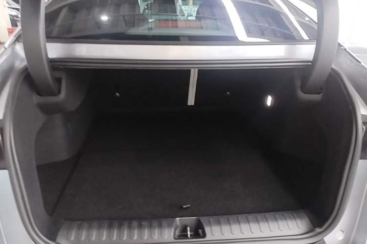Used ARCFOX Alpha S5 2024 560MAX 185kW Trunk
