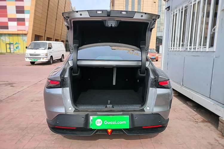 Used ARCFOX Alpha S5 2024 560PRO 185kW Trunk