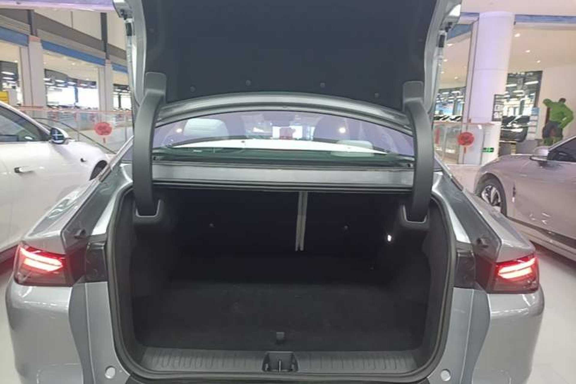 Used ARCFOX Alpha S5 2024 560PRO 185kW Trunk