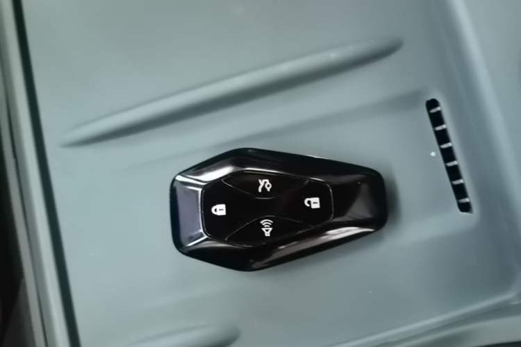 Used ARCFOX Alpha S5 2024 560MAX 185kW Vehicle Key