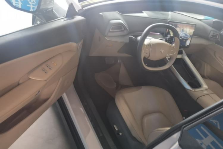 Used ARCFOX Alpha S5 2024 708MAX 200kW Driver Seat