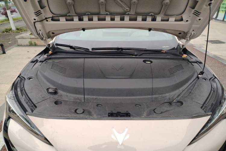 Used ARCFOX Alpha S5 2024 560PRO 185kW Engine Bay